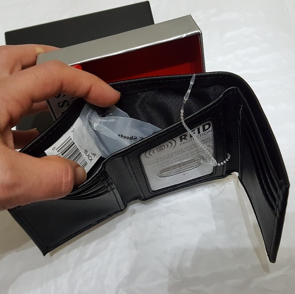 NWT AUTHENTIC guess mens wallet "great gift" - Picture 5 of 6